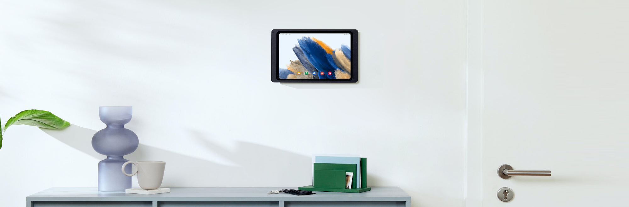 Samsung tablet wall mounts from Displine