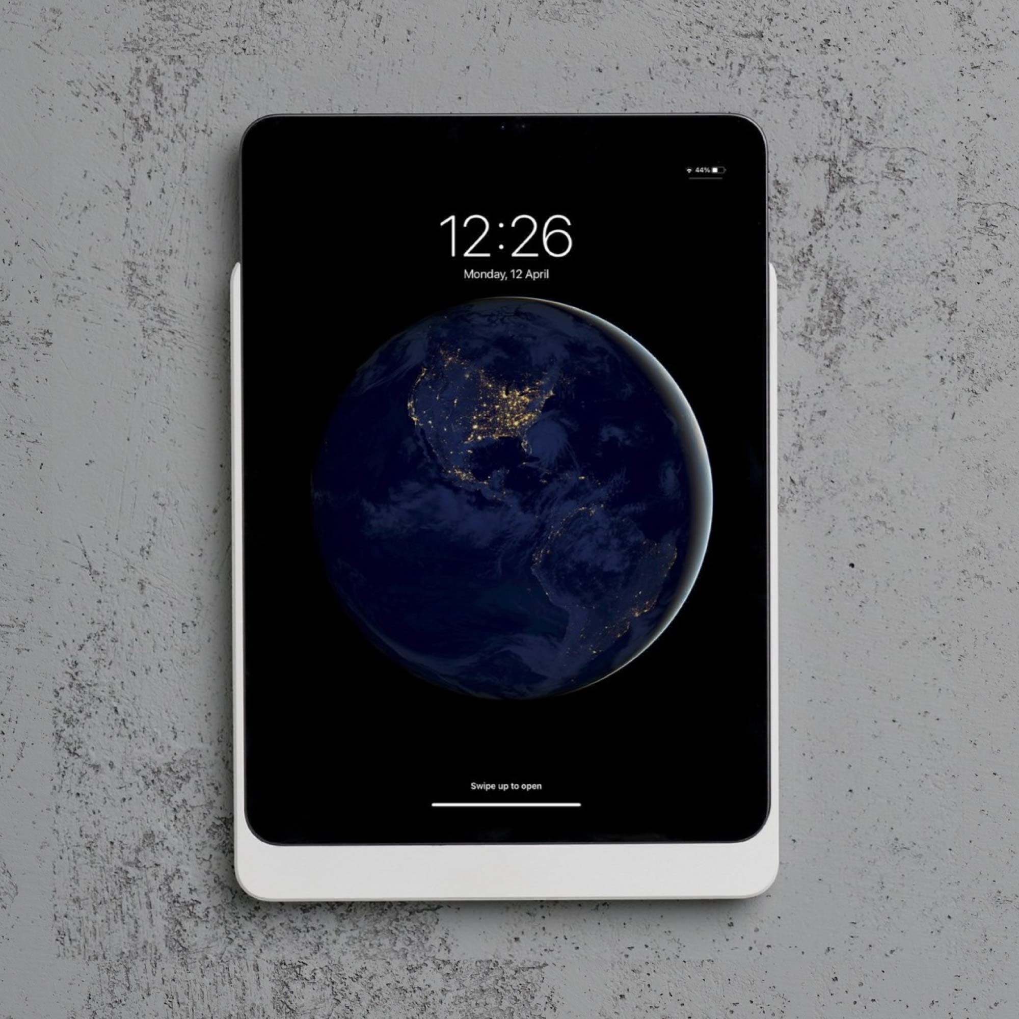 Dame Wall Home for iPad Pro